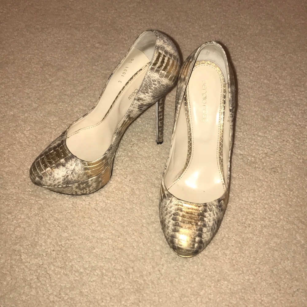 Sergio Rossi Pumps